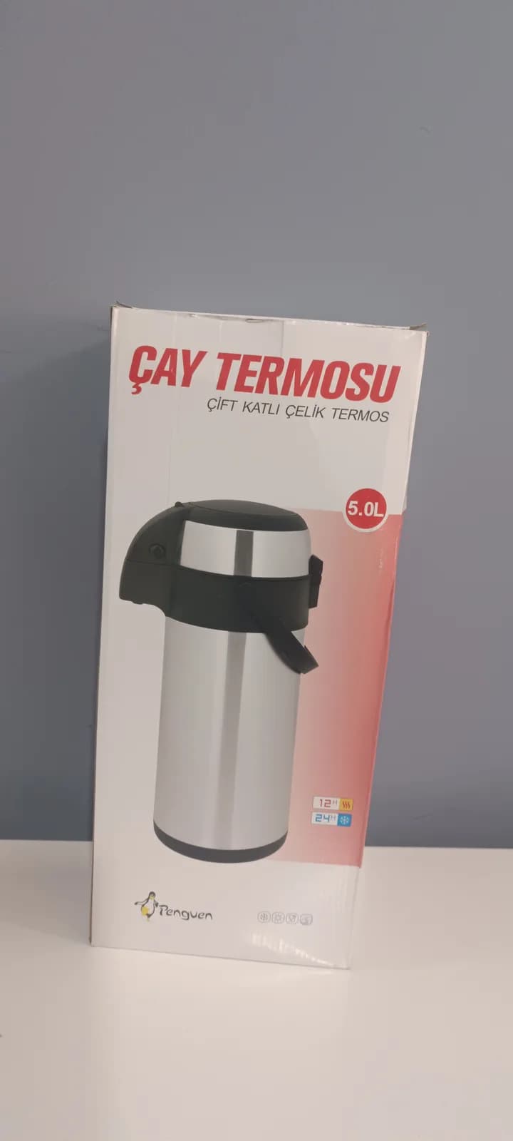 Sıfır çift katmanlı penguen markalı 5 litre termos(sadece 1 hafta kullandı)